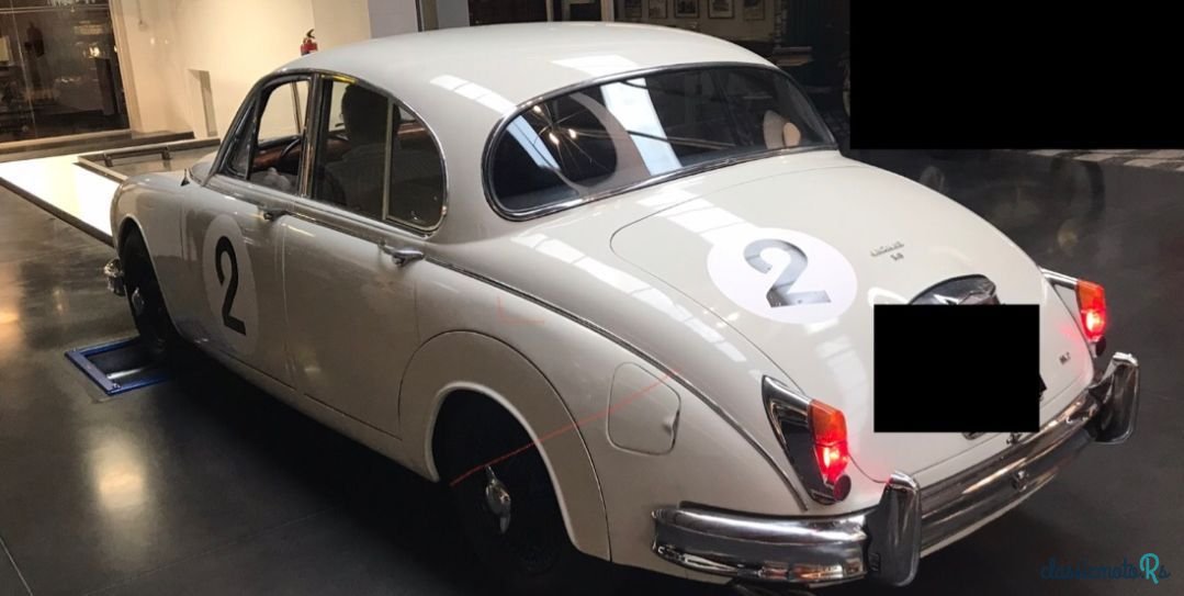 1960' Jaguar Mk Ii photo #6