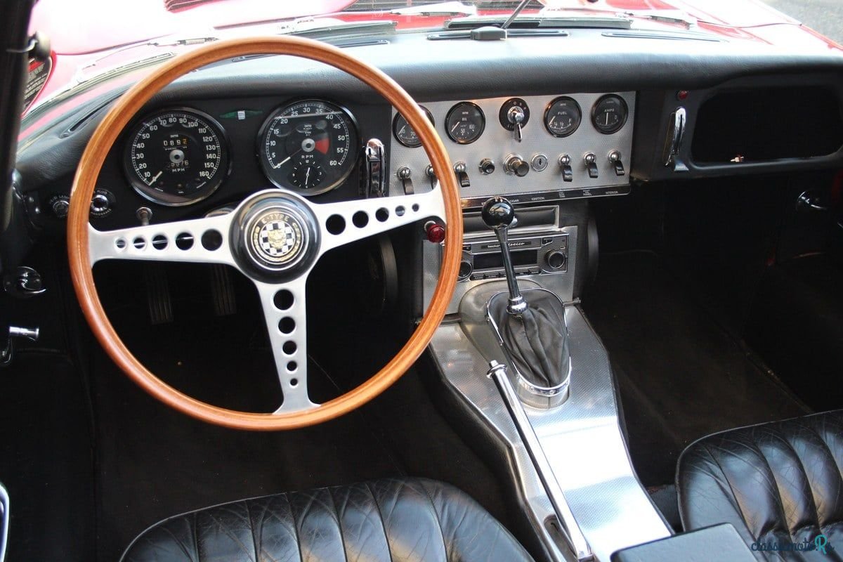 1967' Jaguar E-Type photo #3