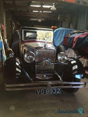 1932' Morris Isis photo #1