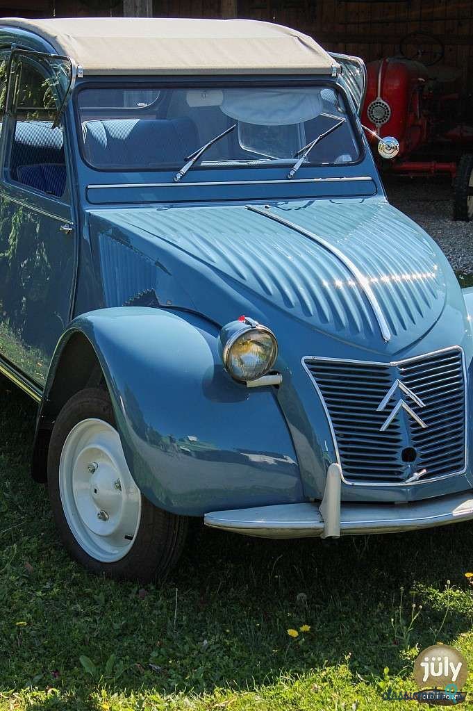 1958' Citroen 2CV photo #3