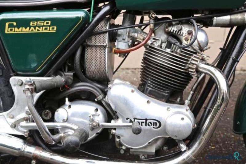 1975' Norton Commando photo #3