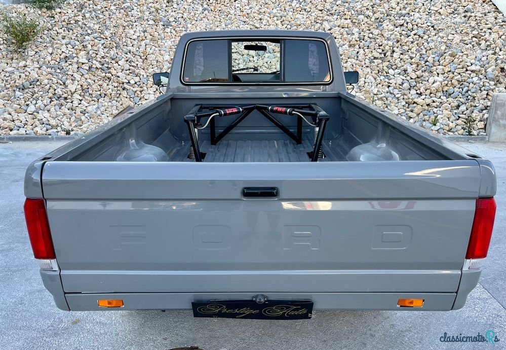 1988' Ford F-150 photo #5