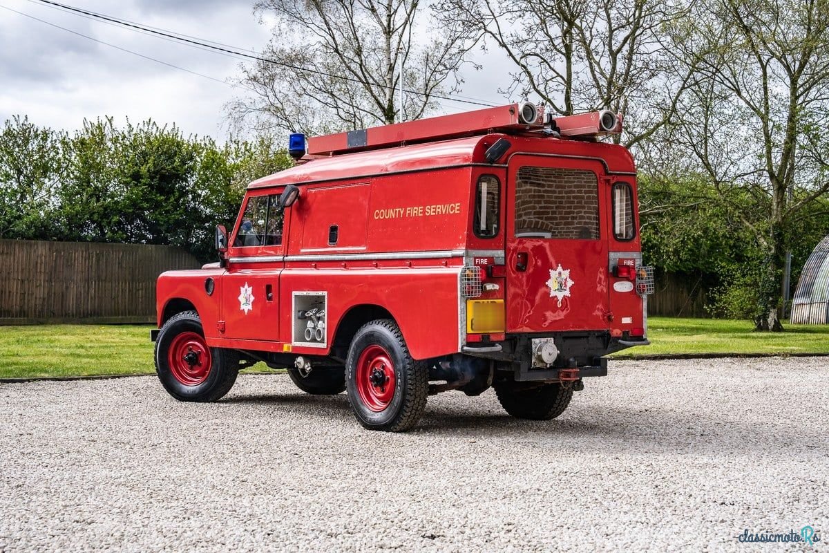 1982' Land Rover Series 3 photo #6