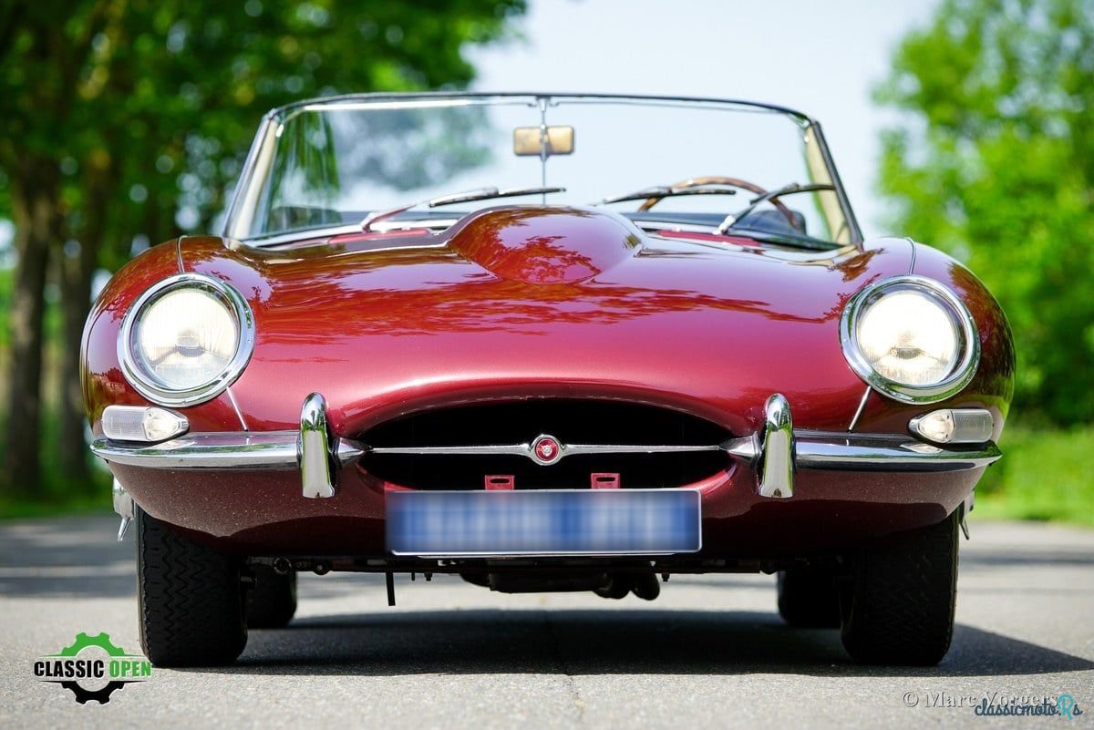 1964' Jaguar E-Type photo #2