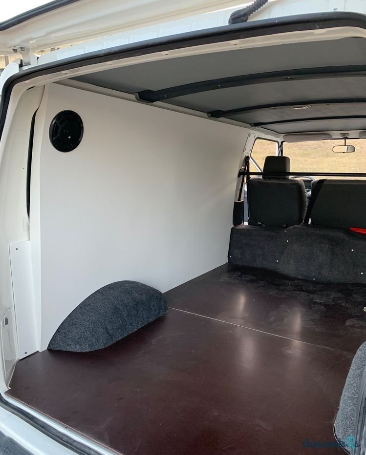 1990' Mitsubishi L300 2.5 D P05 photo #6