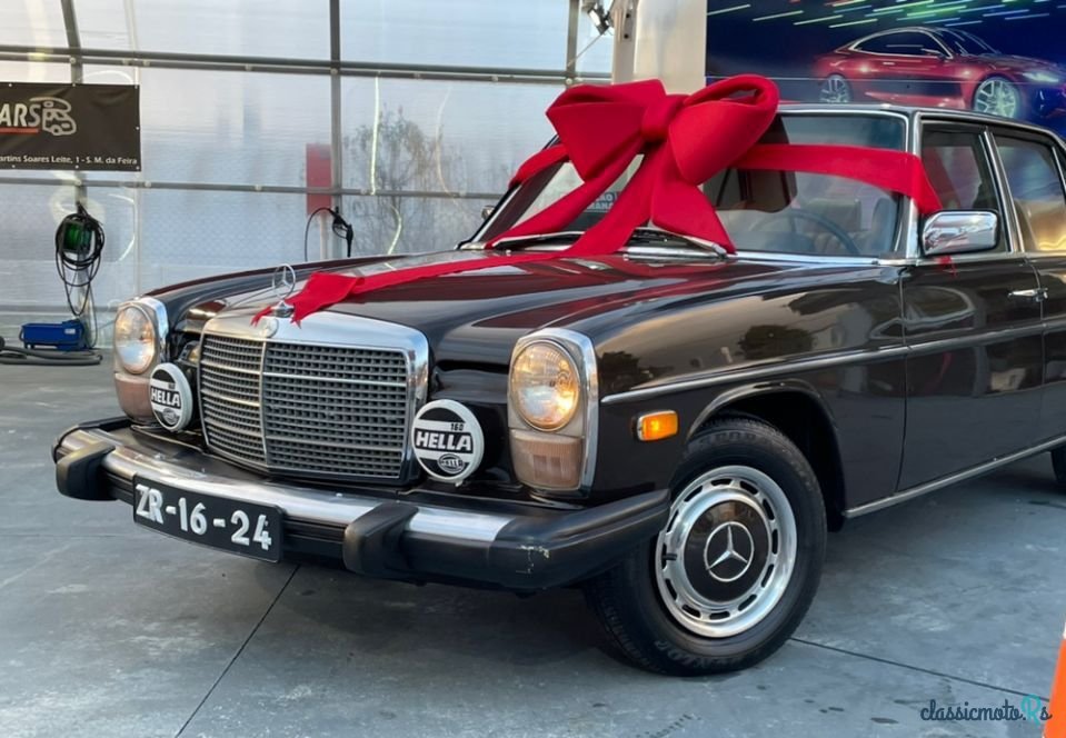 1974' Mercedes-Benz 240 photo #3