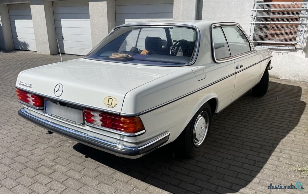 1980' Mercedes-Benz W123 photo #3