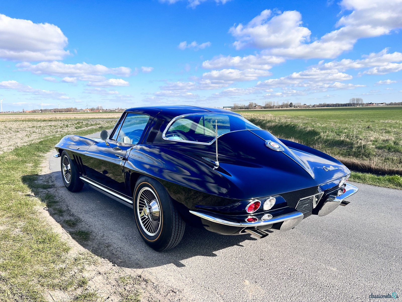 1965' Chevrolet Corvette photo #1
