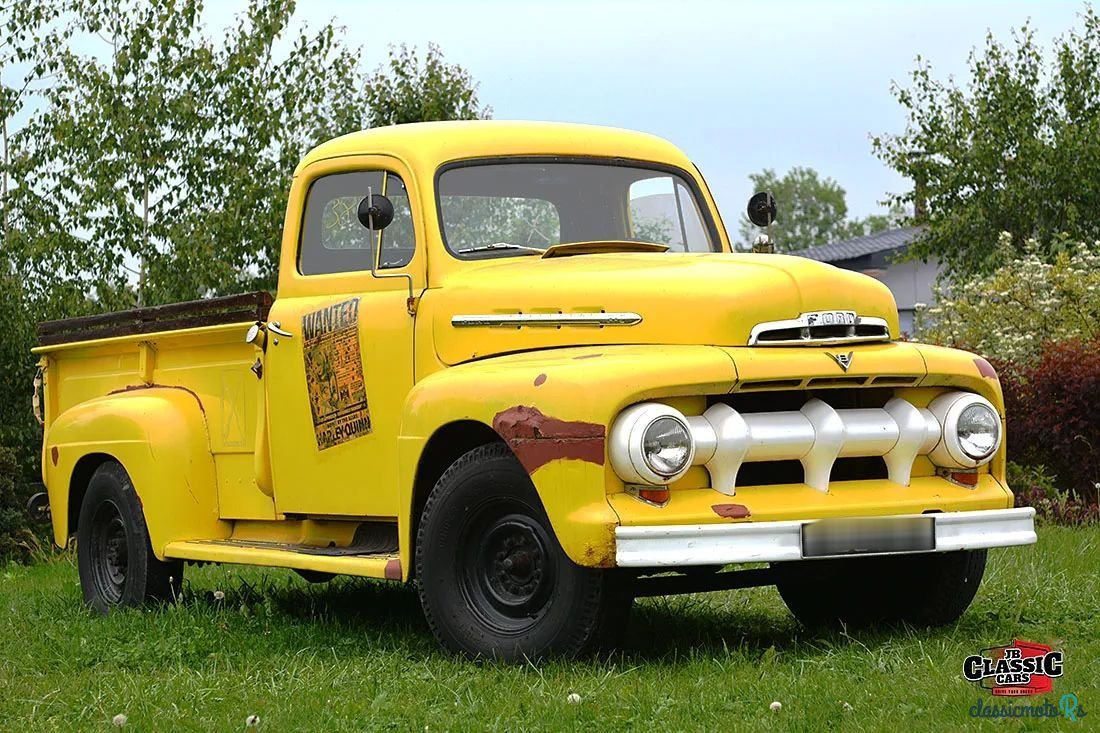 1951' Ford F-3 Stepside photo #1