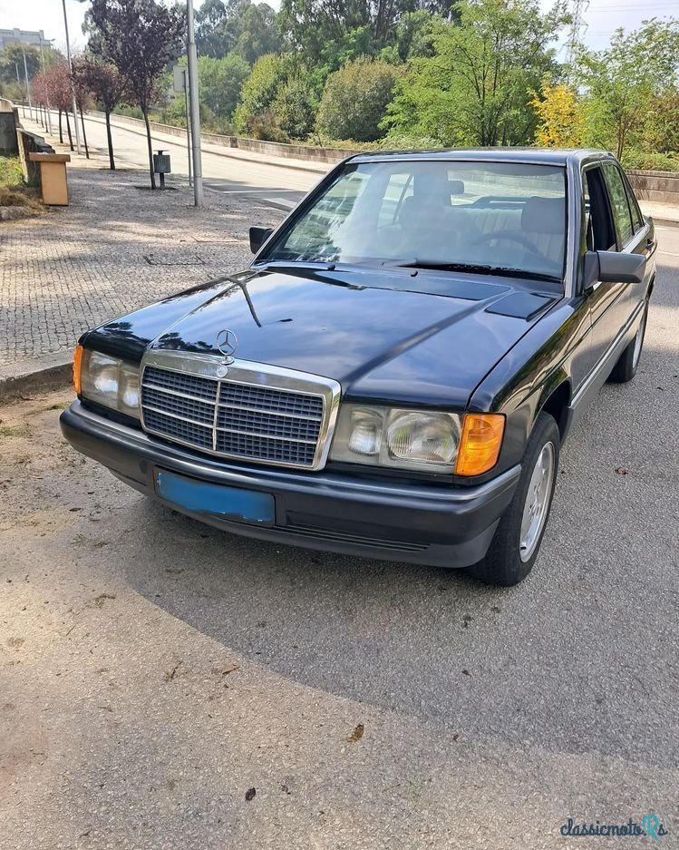 1989' Mercedes-Benz W201 190 D 2.0 photo #1