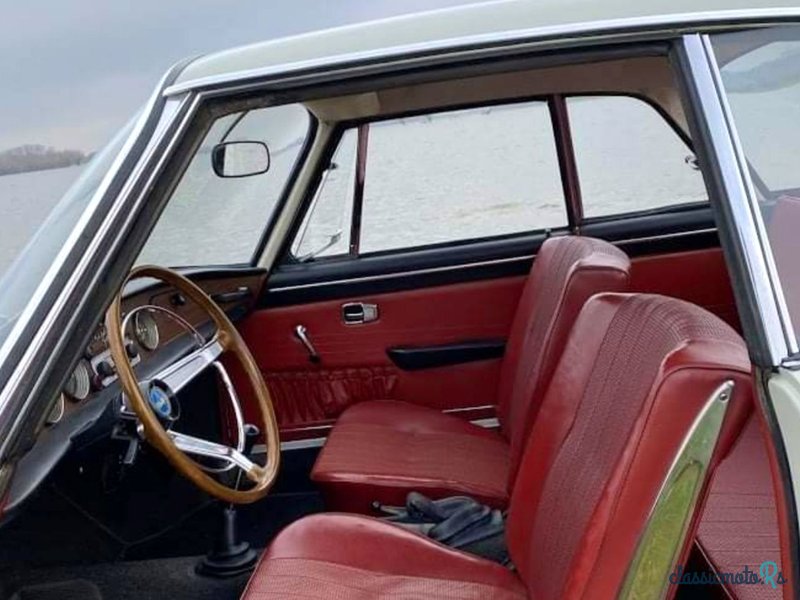 1969' Volkswagen Karmann Ghia photo #2
