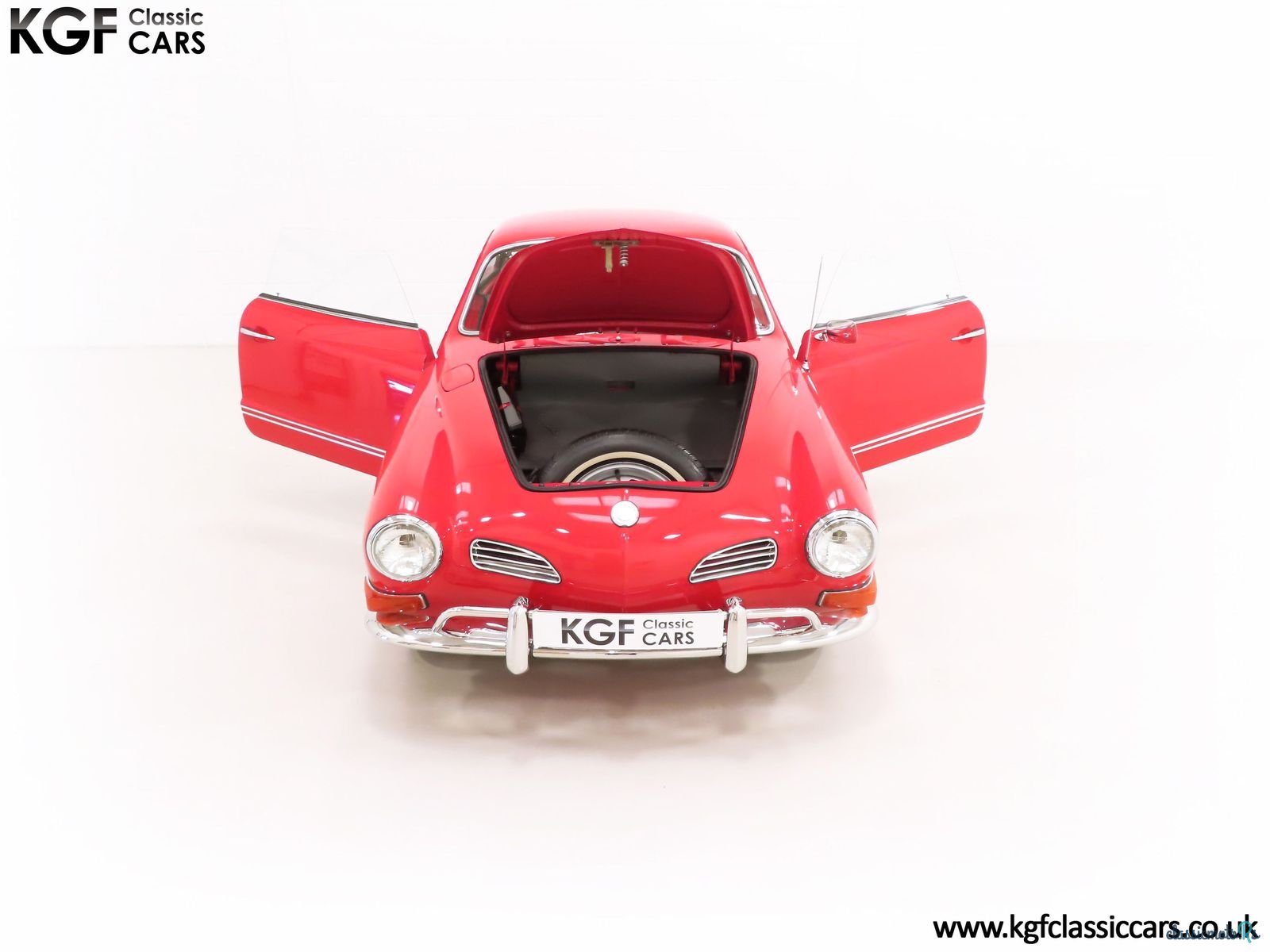 1970' Volkswagen Karmann Ghia photo #4