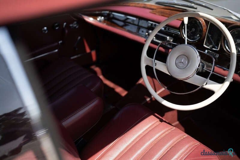 1965' Mercedes-Benz 300 photo #2