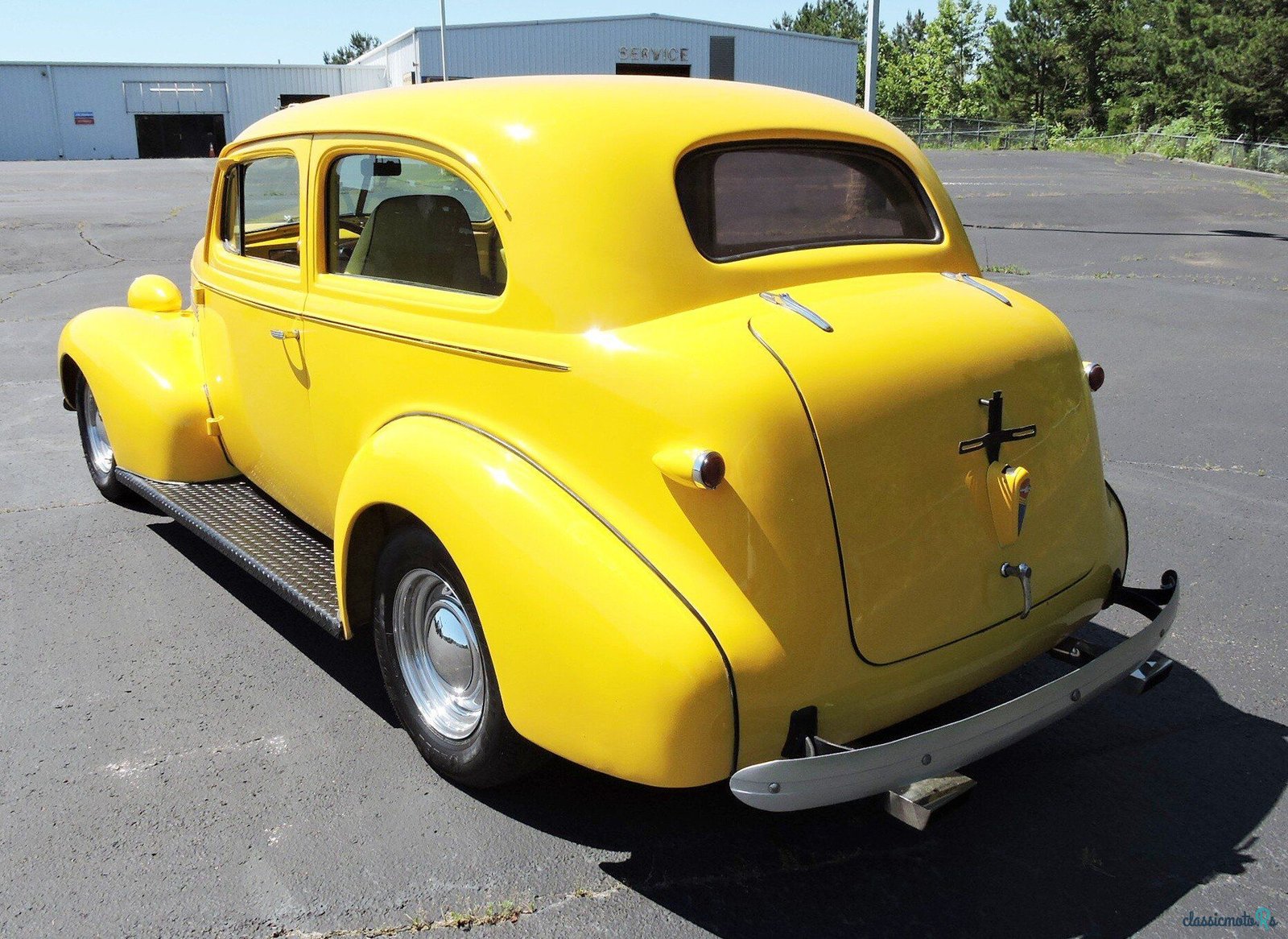 1939' Chevrolet Master Deluxe photo #5