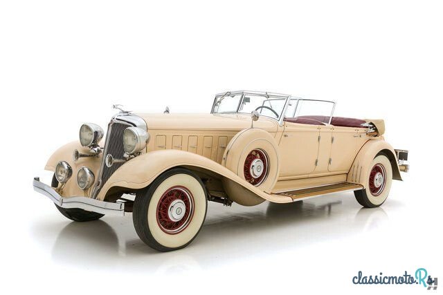 1933' Chrysler Imperial photo #1