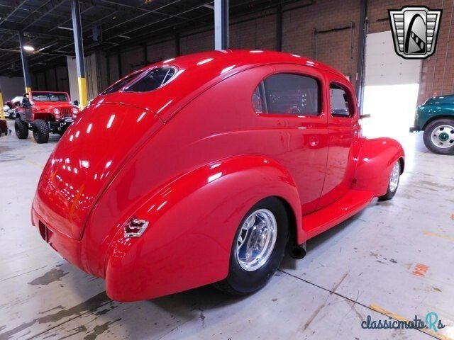 1940' Ford Deluxe photo #4