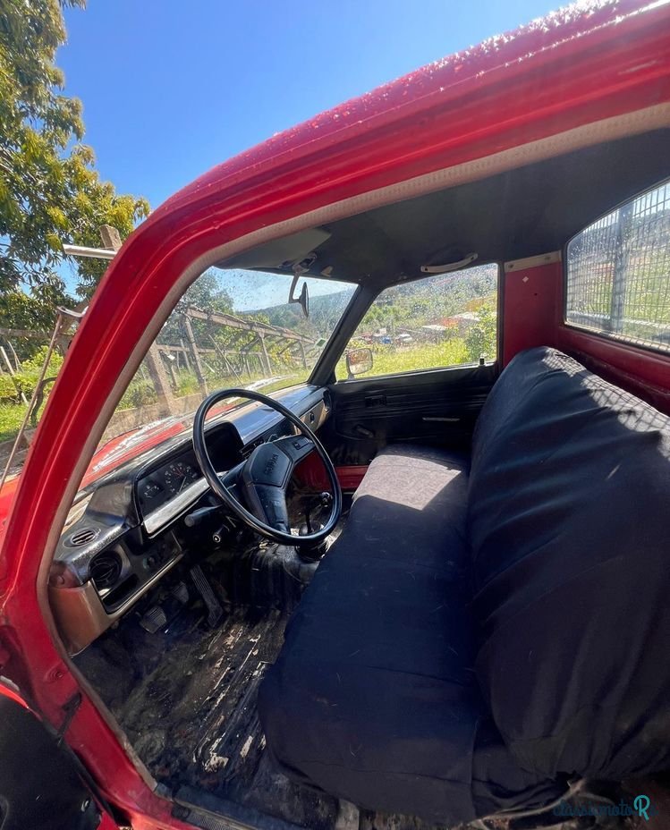 1984' Toyota Hilux photo #4