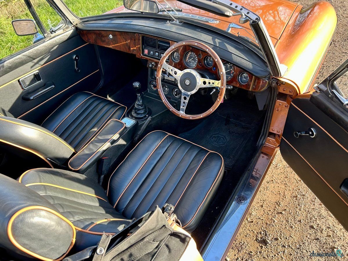 1980' MG MGB photo #5