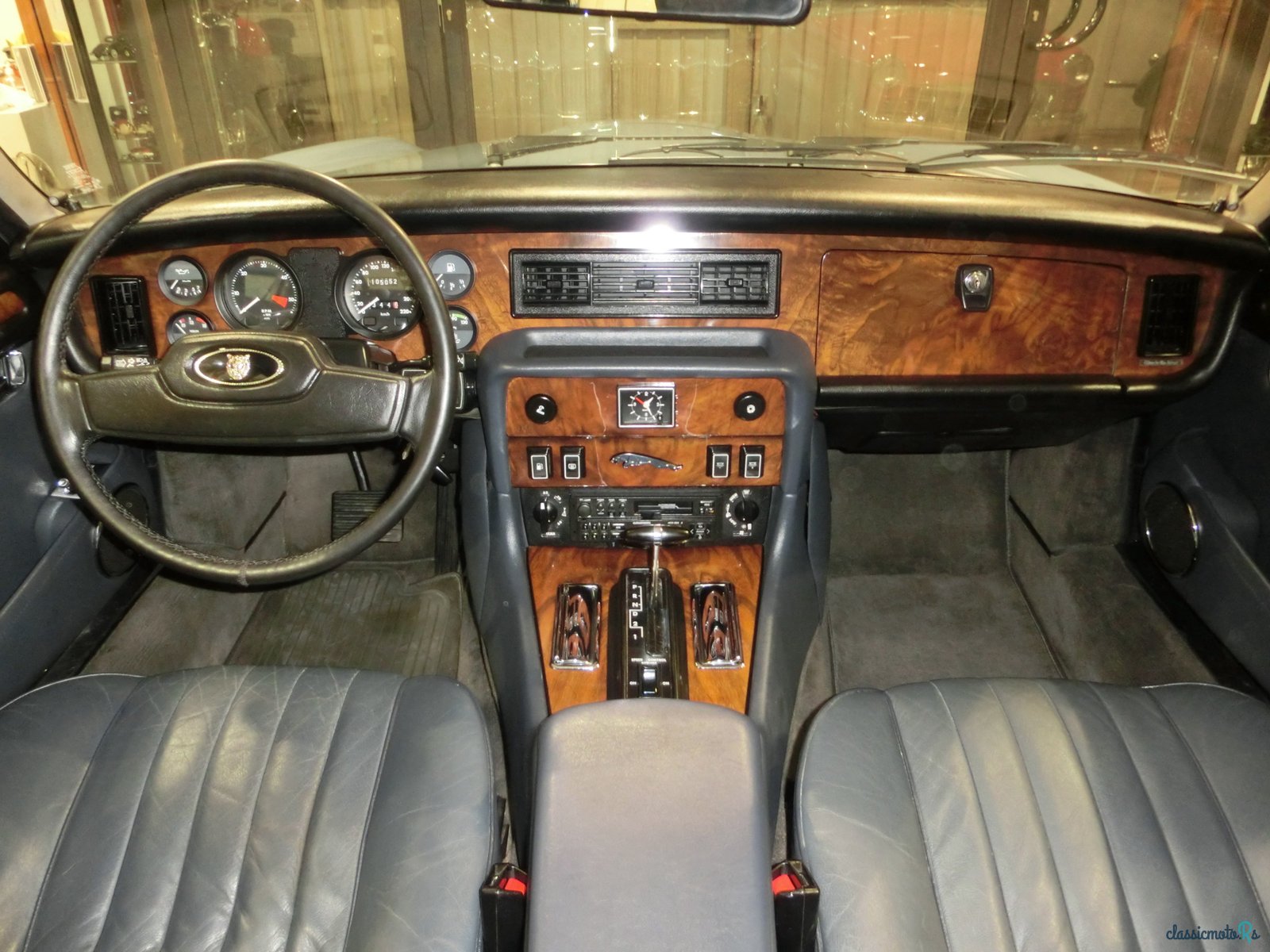 1986' Jaguar XJ SOVEREIGN 4.2 SERIES III photo #4