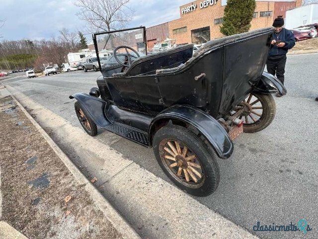 1923' Ford Model T photo #1