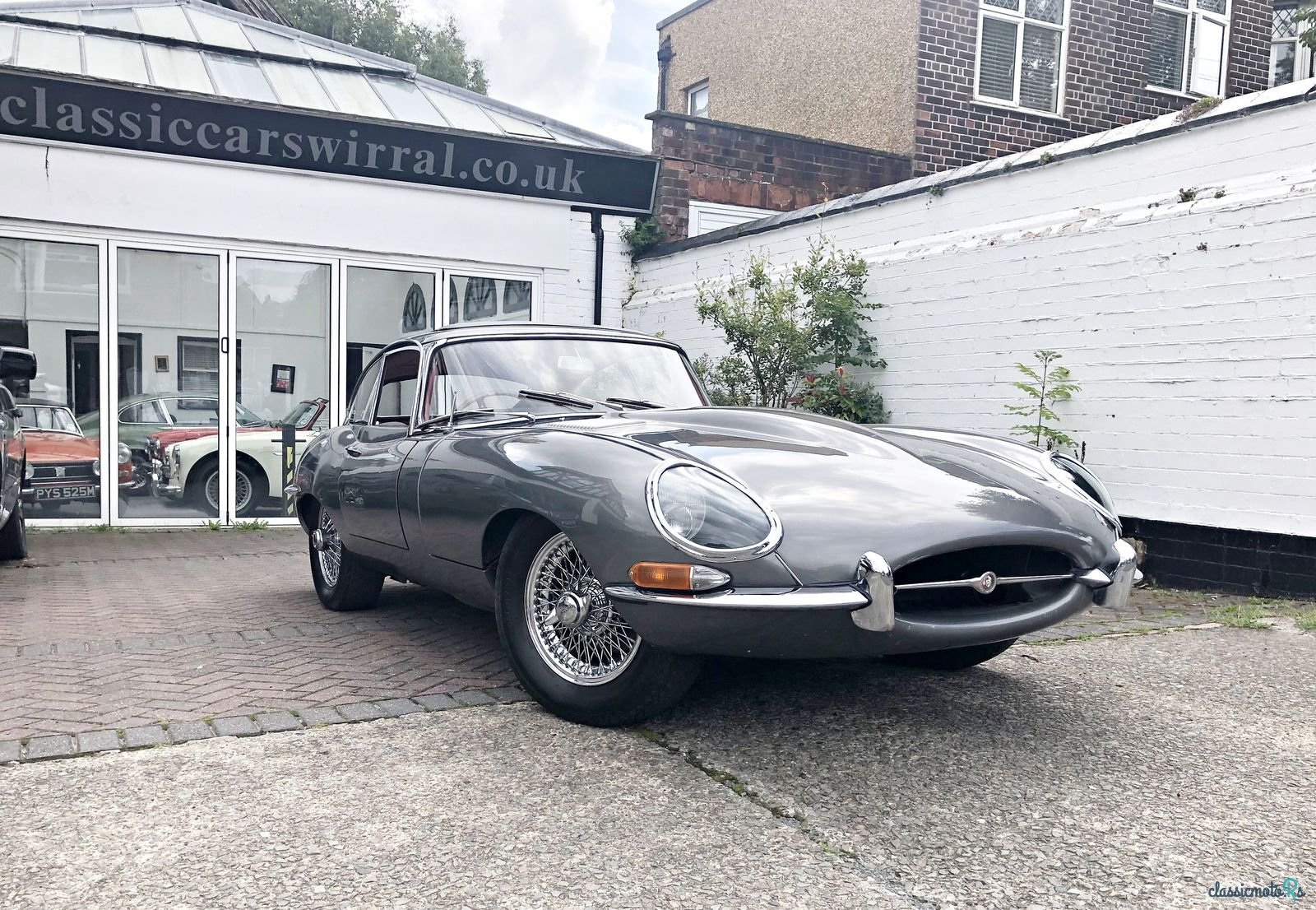 1964' Jaguar E-Type photo #2
