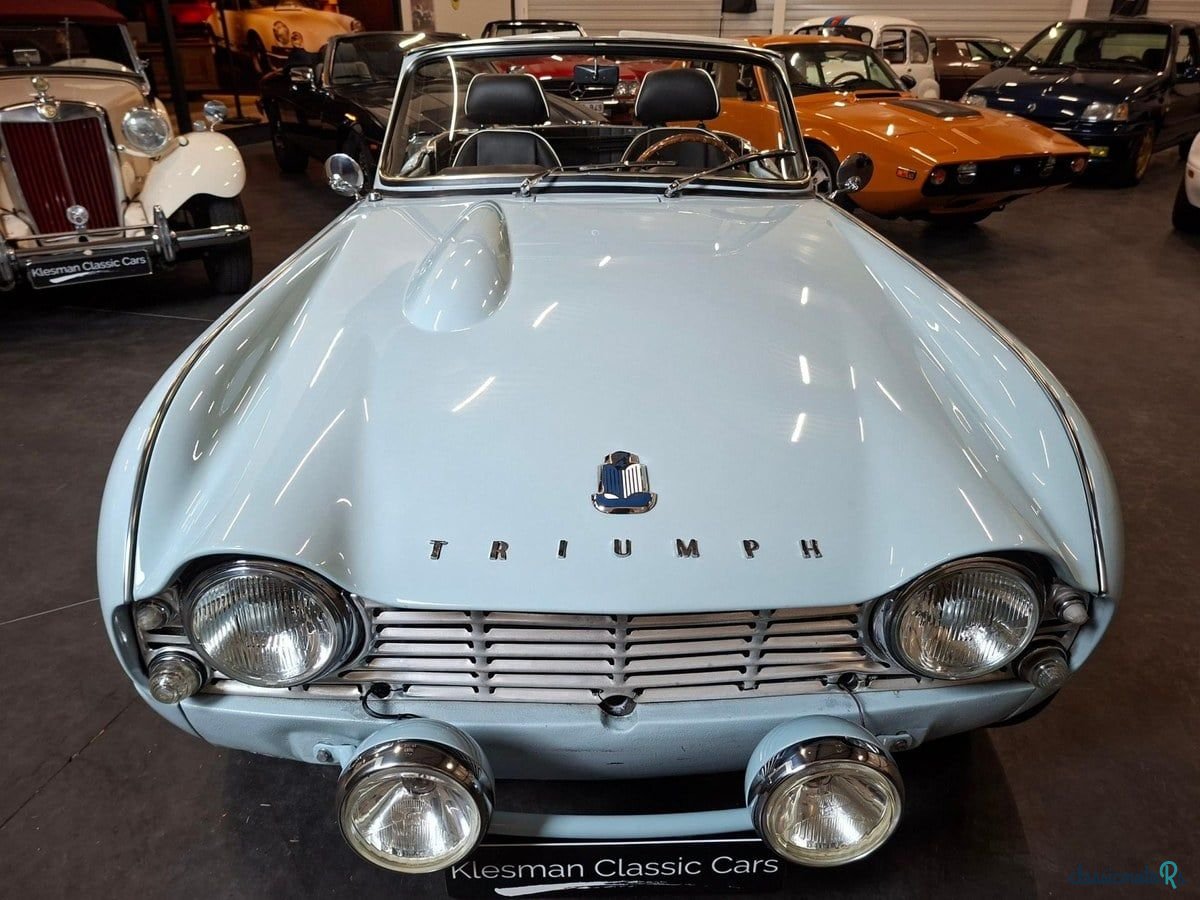 1964' Triumph TR4 photo #3