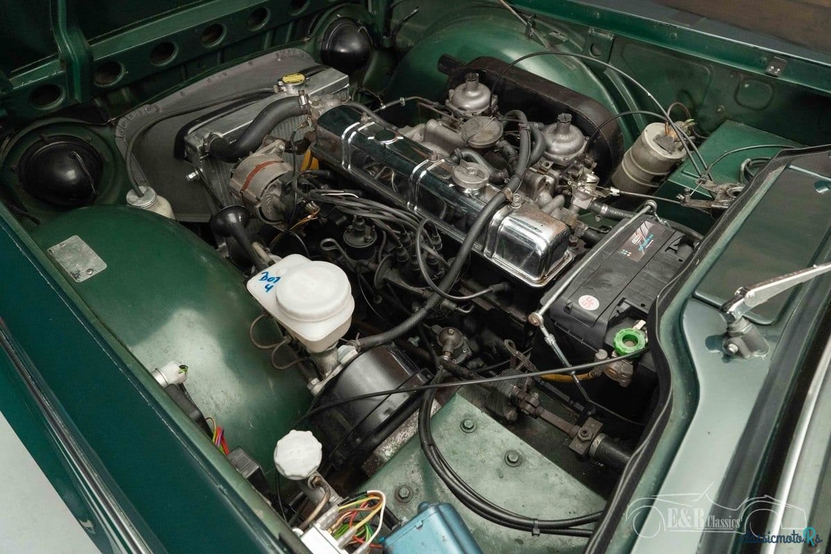 1968' Triumph TR250 photo #3