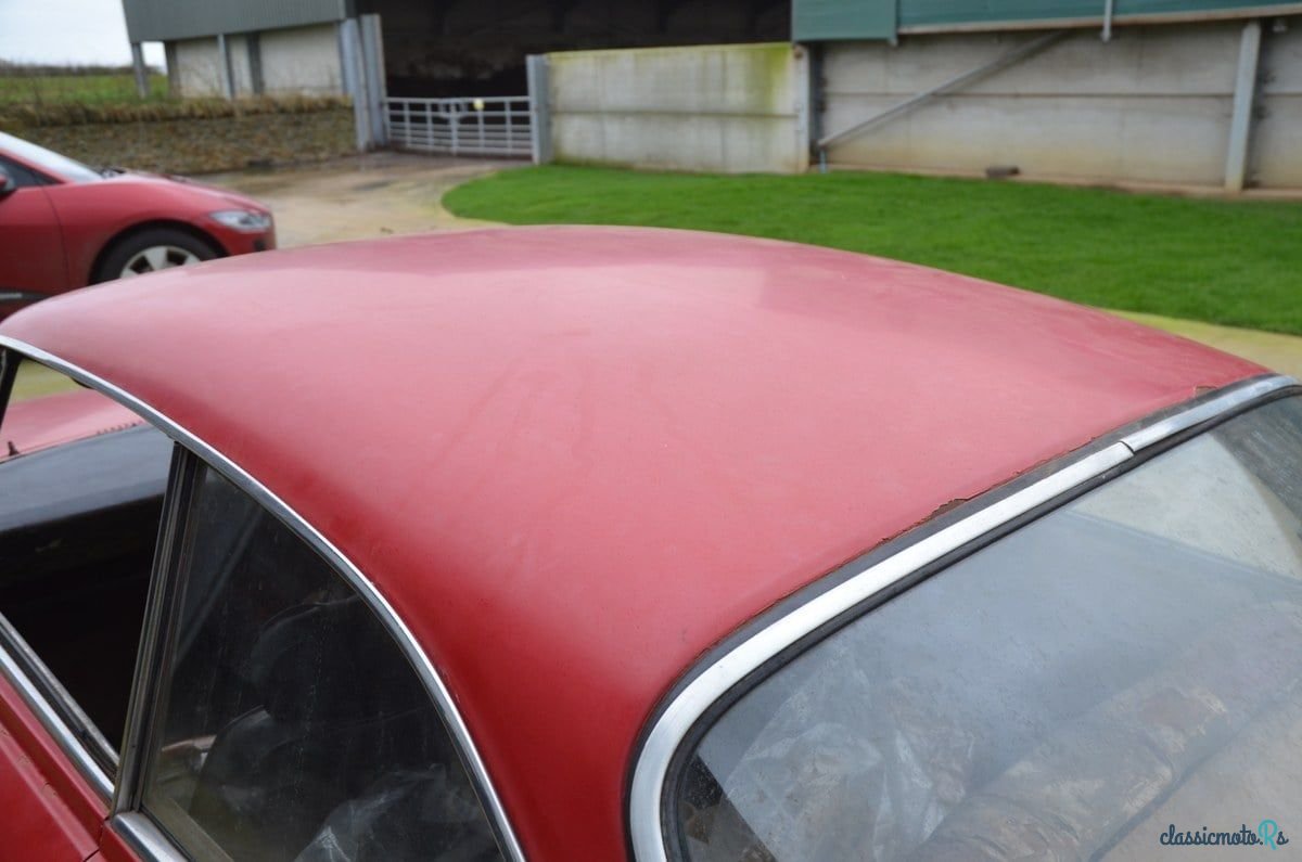 1975' Alfa Romeo Giulia photo #6