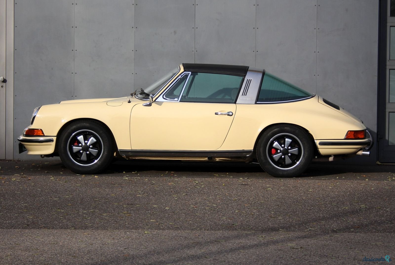 1973' Porsche 911 T photo #5