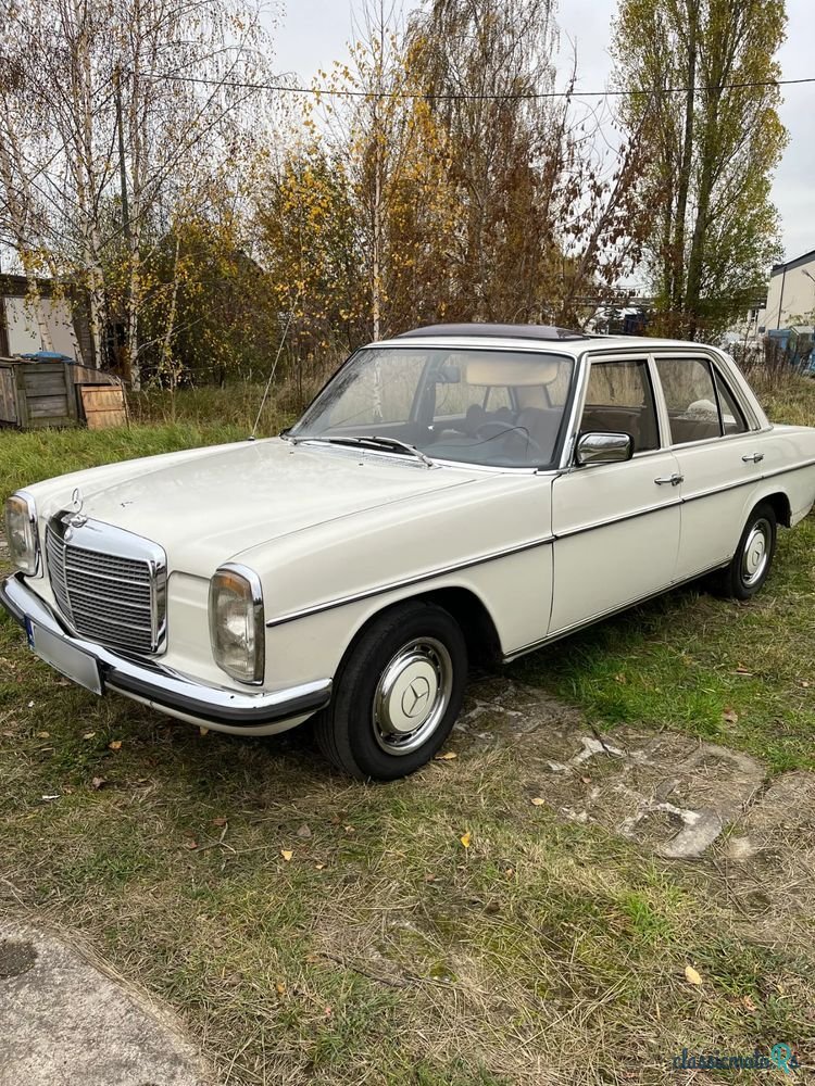 1974' Mercedes-Benz Klasa E photo #1