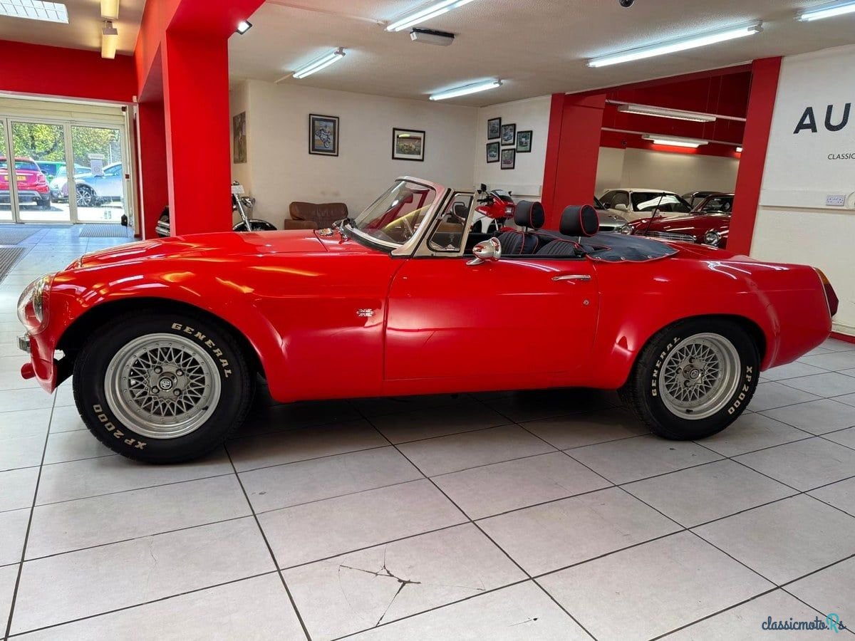 1970' MG MGC photo #5