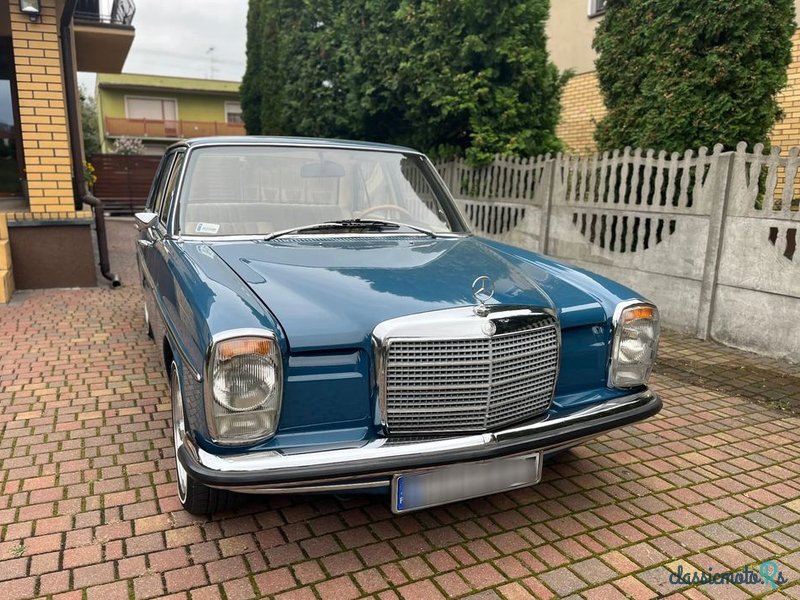 1972' Mercedes-Benz W114 photo #1