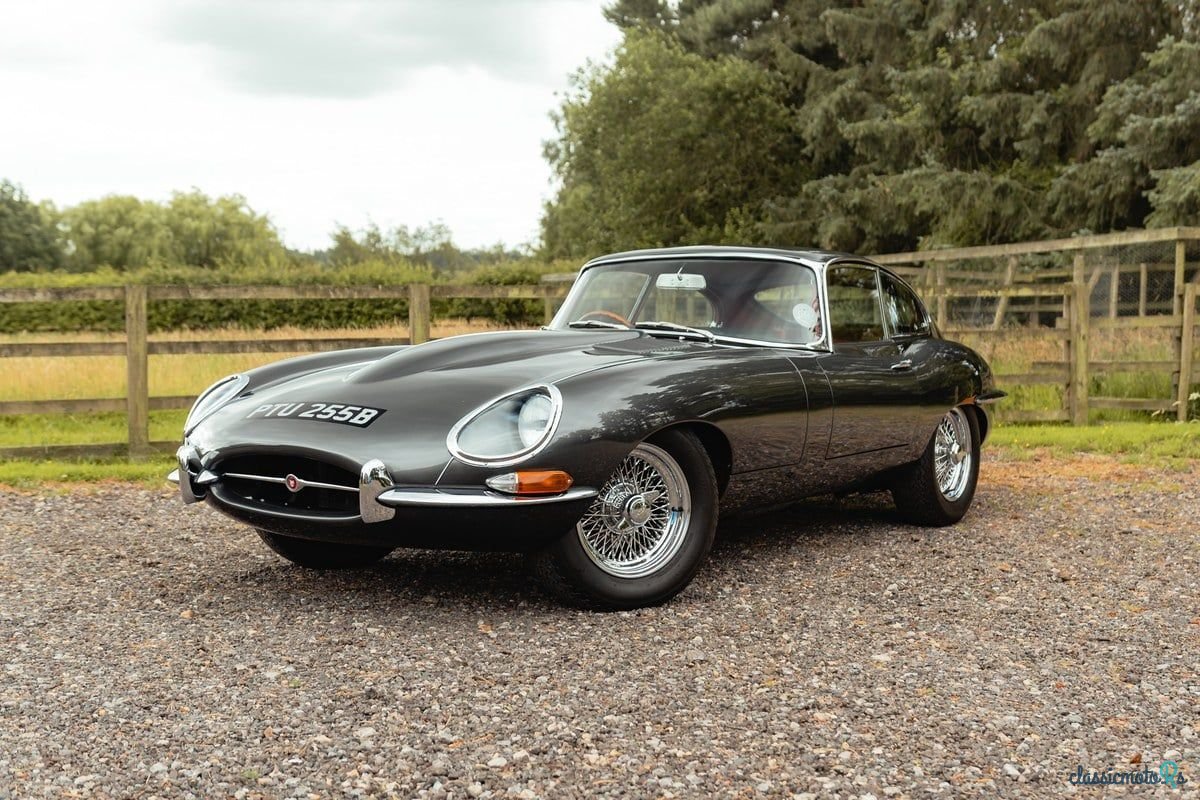 1964' Jaguar E-Type photo #5