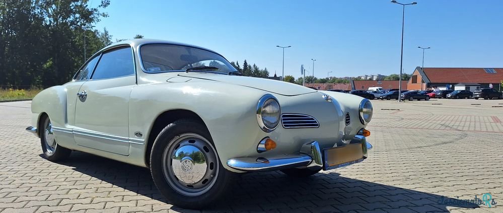 1969' Volkswagen Karmann Ghia photo #5