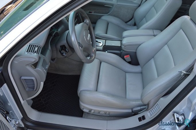 1996' Audi S8 photo #4