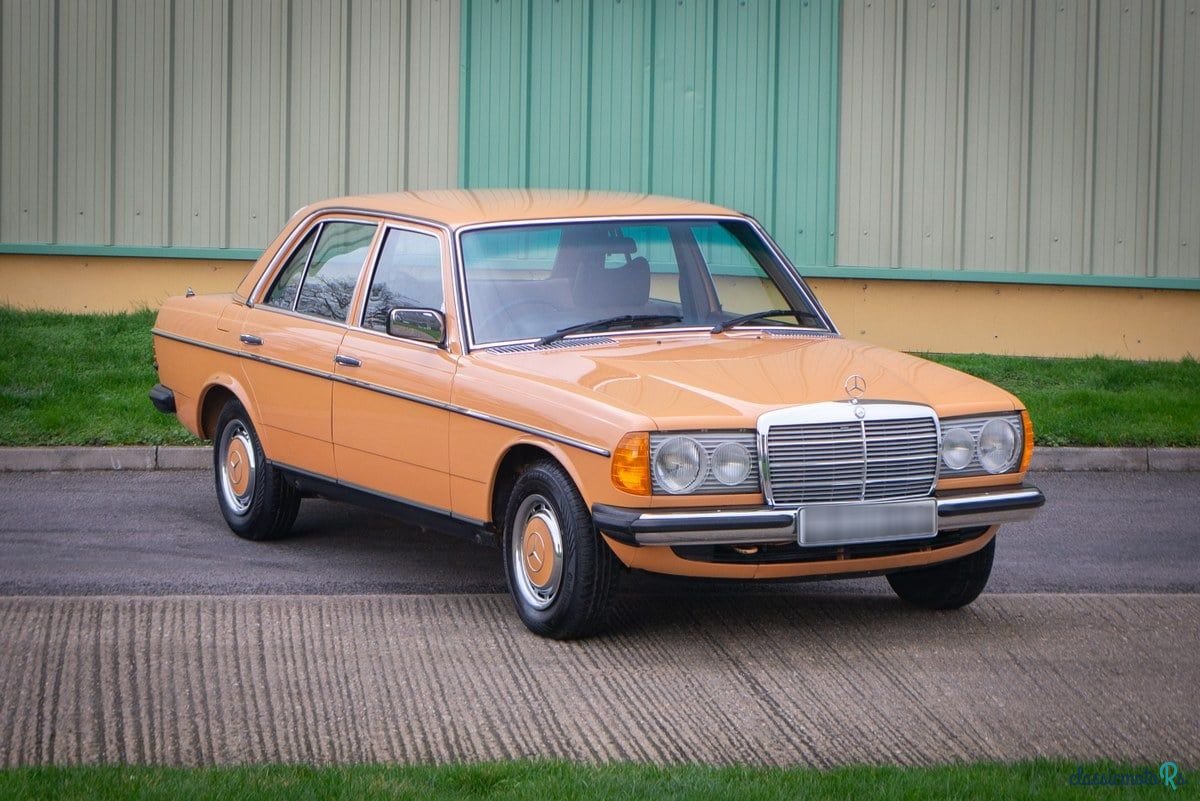 1978' Mercedes-Benz 250 photo #1