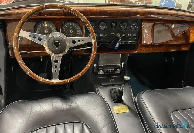 1960' Jaguar Mk II photo #6