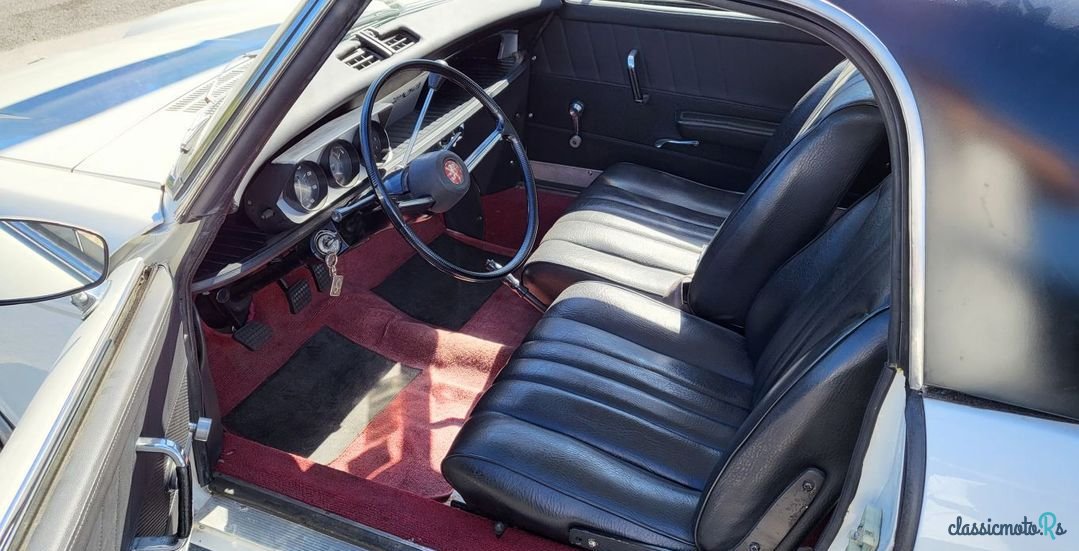 1967' Peugeot 204 photo #6