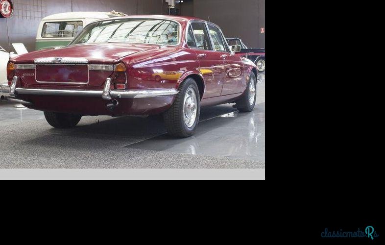 1973' Daimler Sovereign 4.2 photo #4