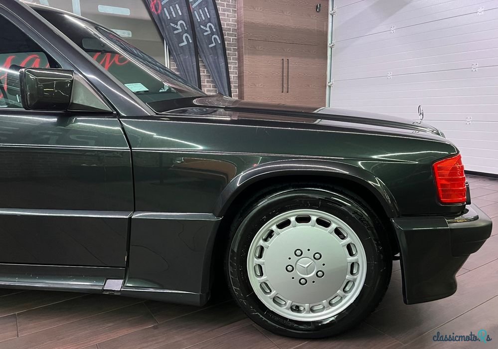 1987' Mercedes-Benz 190 E 2.3 photo #5