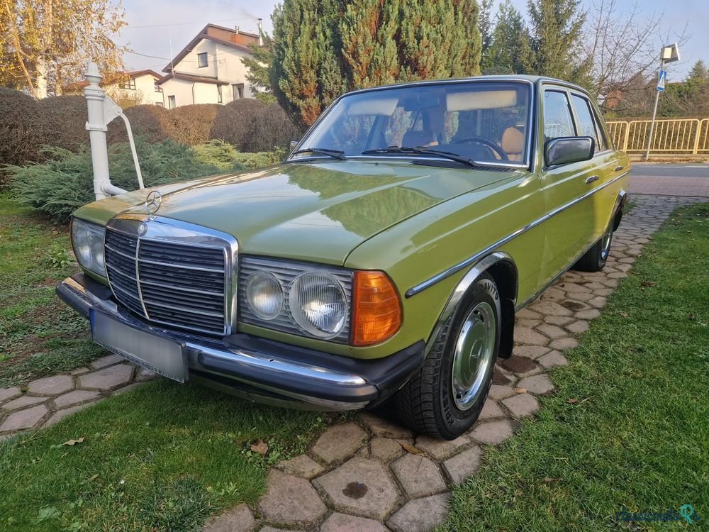 1980' Mercedes-Benz W123 for sale. Poland