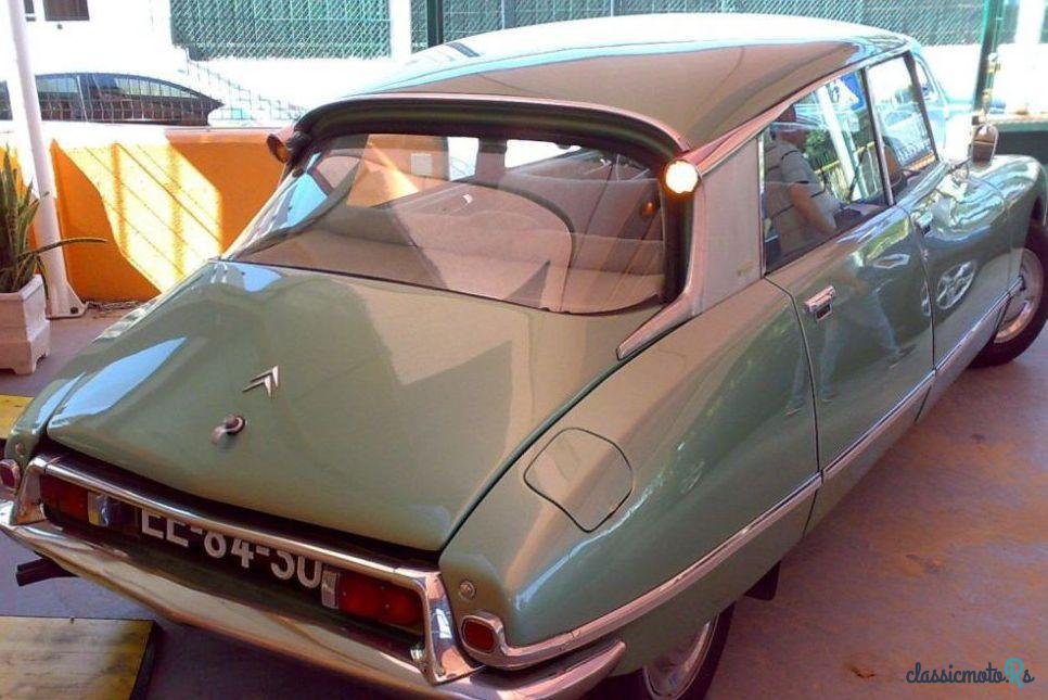 1973' Citroen DS Special photo #4