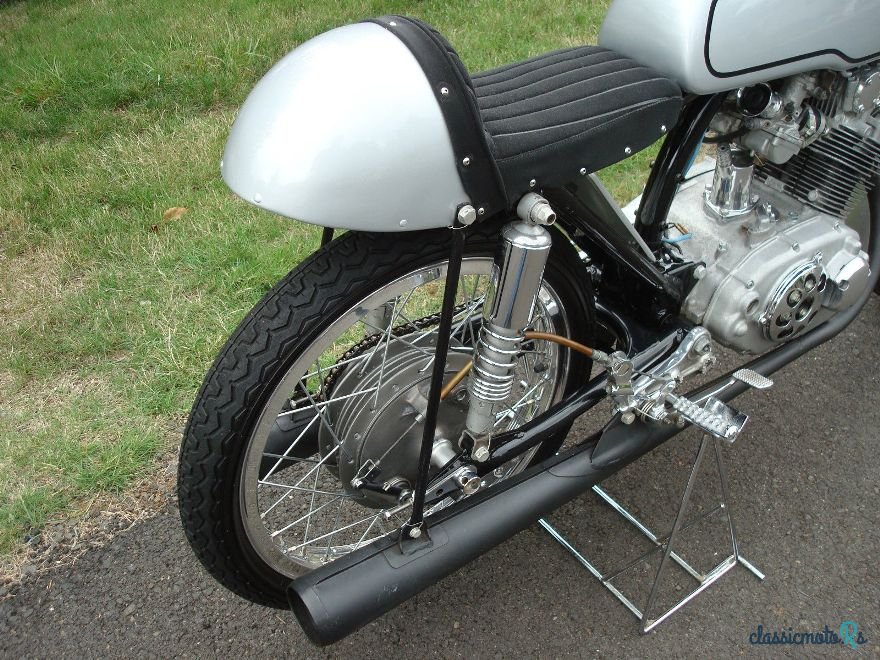 1965' Honda CR photo #4