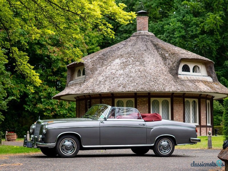 1957' Mercedes-Benz 220 photo #3