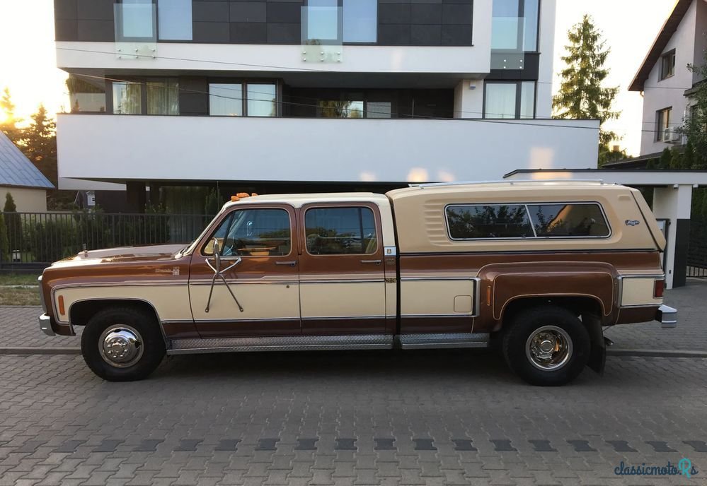 1980' Chevrolet Silverado photo #2
