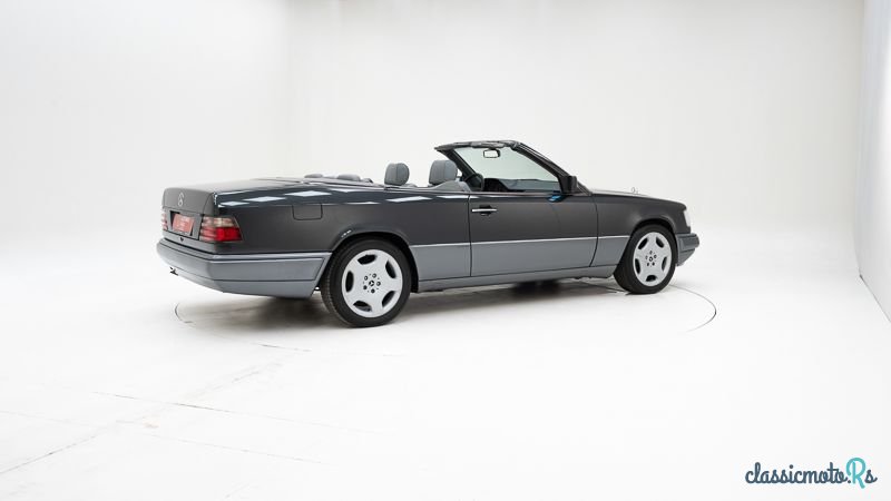 1994' Mercedes-Benz 220 E '94 CH22839 photo #2