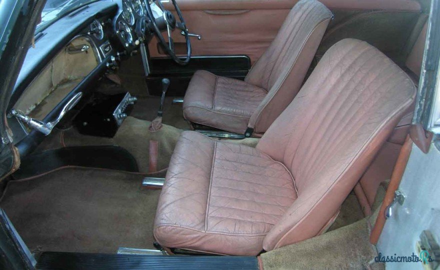 1960' Aston Martin DB MK III photo #3