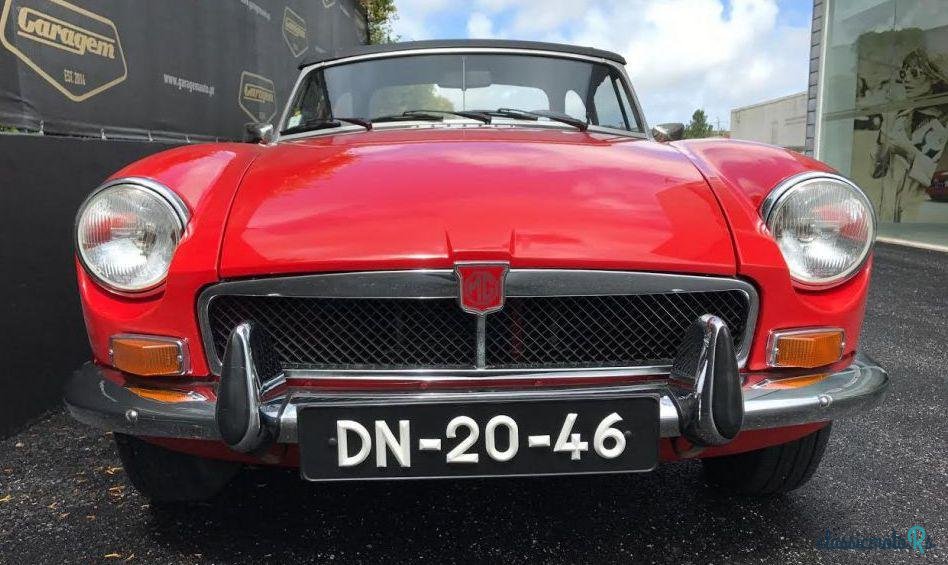 1973' MG MGB Roadster photo #2