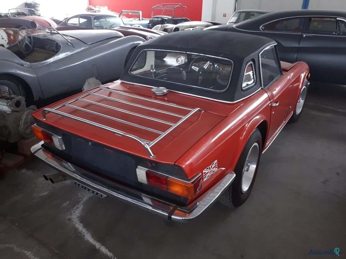 1975' Triumph TR6 photo #4