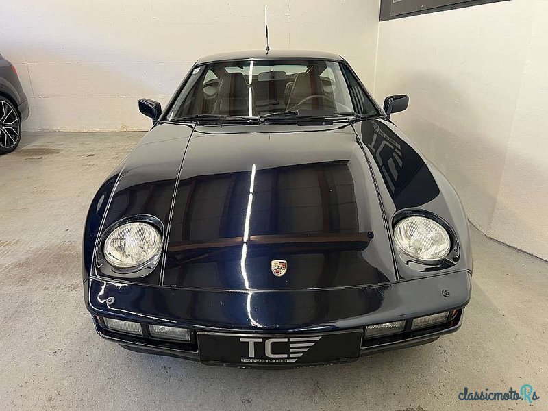 1980' Porsche 928 photo #2